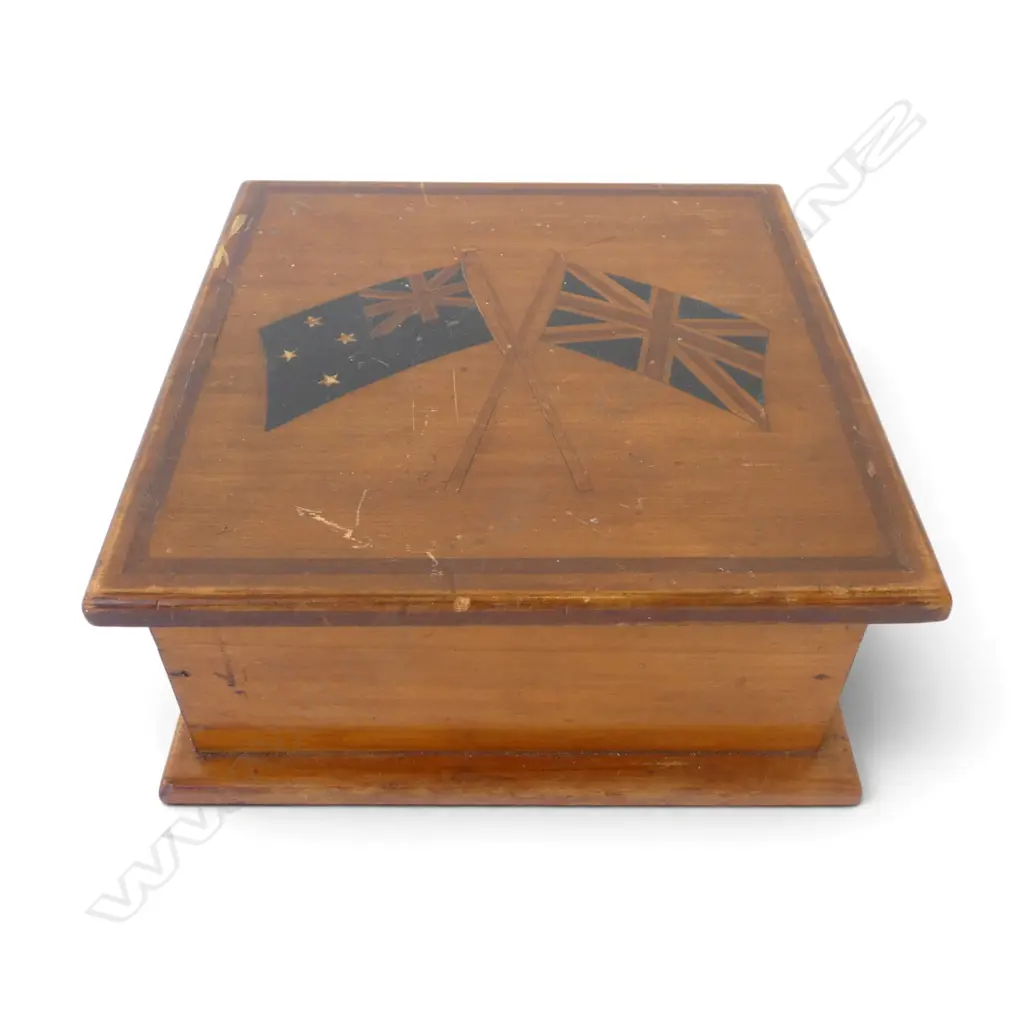 early 20thC BRASS CASED GIMBALLED SHIP'S COMPASS in kauri box the lid inlaid w 2 flags NZ & GB 210 x 210 x 100mm Image 1++