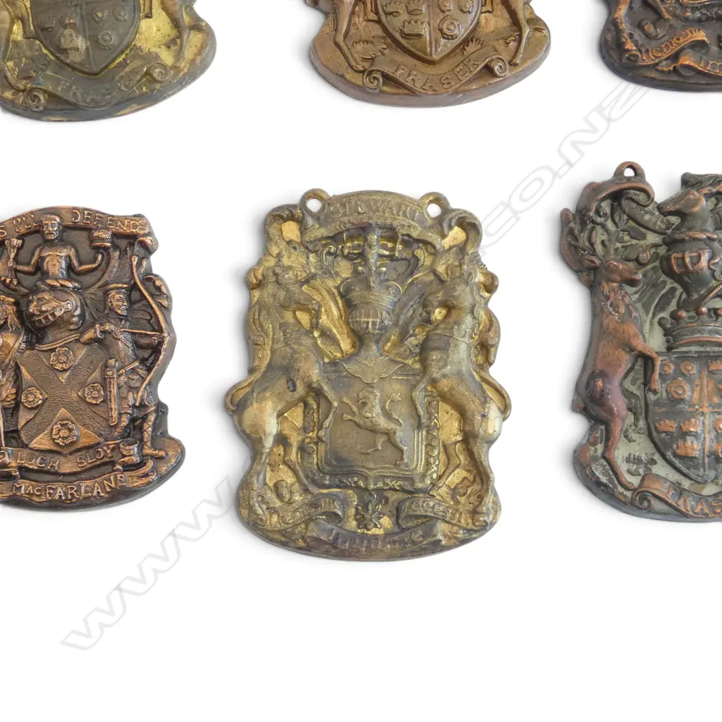 16 BRASS 'GRAHAM' 'STEWART' & 'FRASER' ARMORIALS H.68mm Image 1++
