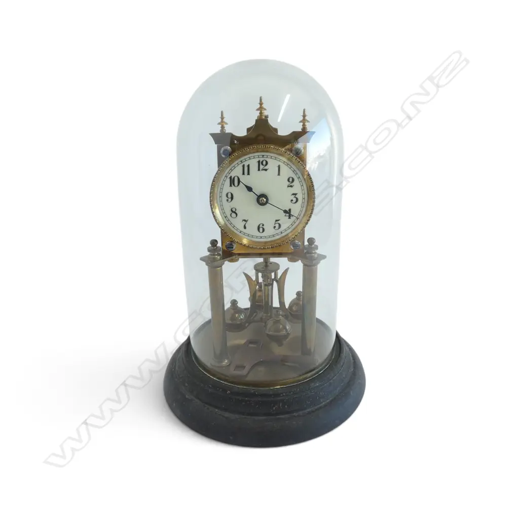 VINTAGE GLASS DOMED BRASS MANTLE CLOCK H290MM Image 1++