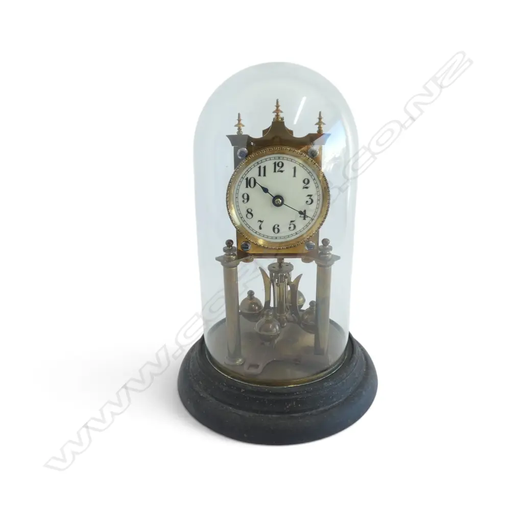 VINTAGE GLASS DOMED BRASS MANTLE CLOCK H290MM Image 1++