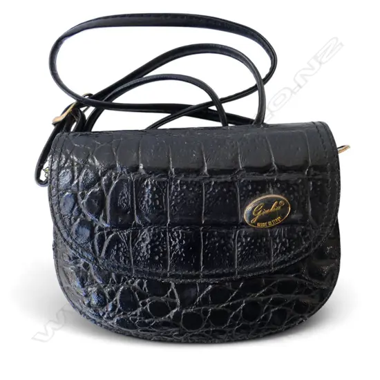 VINTAGE ITALIAN BLACK LEATHER HANDBAG W.160mm