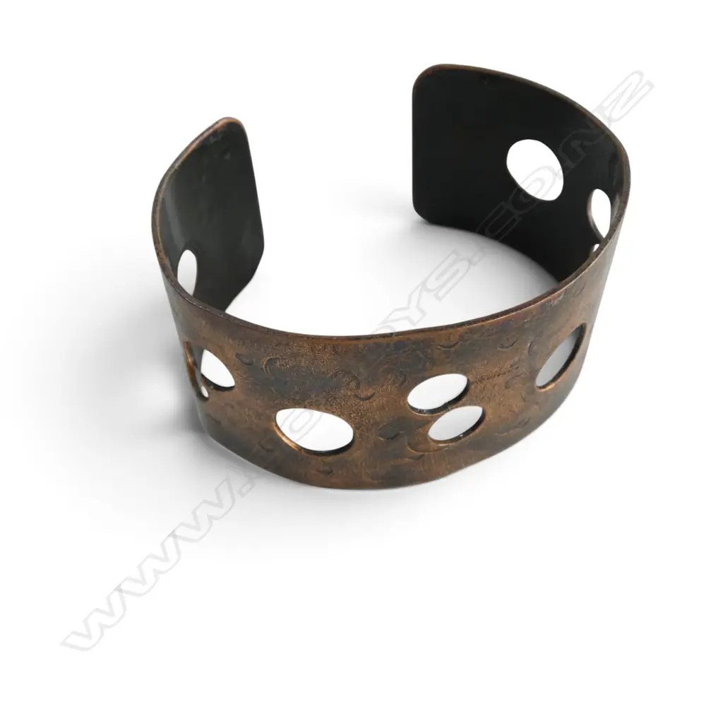 VINTAGE 'COPPER WARE' by Hanro & Co. Christchurch labelled + retro bangle Image 1++