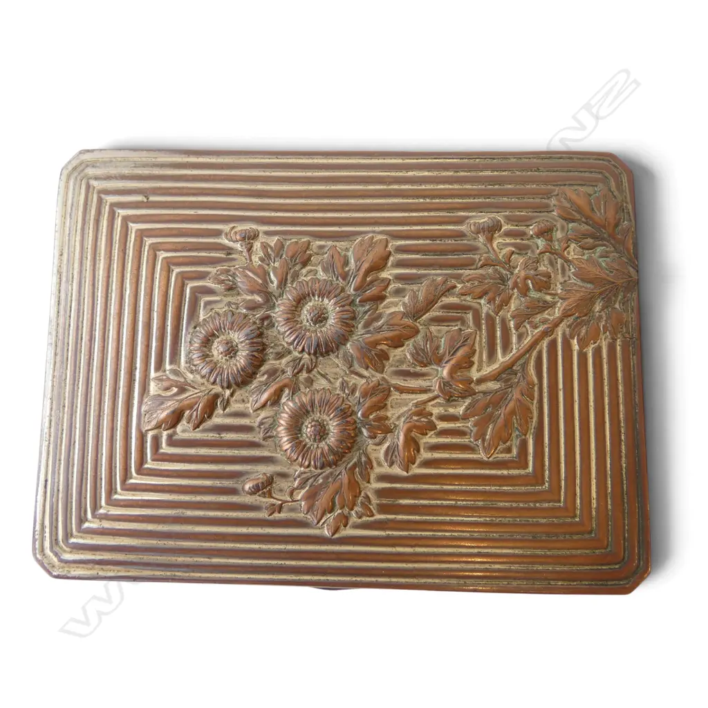 3 VINTAGE METAL PCS; SCOTTISH VESTA John Taylor & Co, 1925 SM JEWELLERY BOX & FILIGREE OPIUM BOTTLE Image 1++