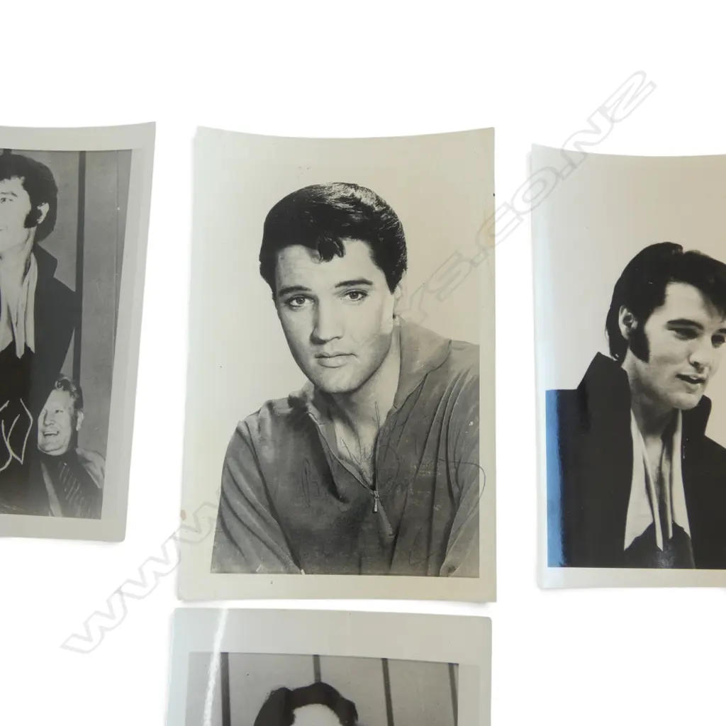 6 PHOTOS OF ELVIS, 2 SIGNED 90x135mm Image 1++