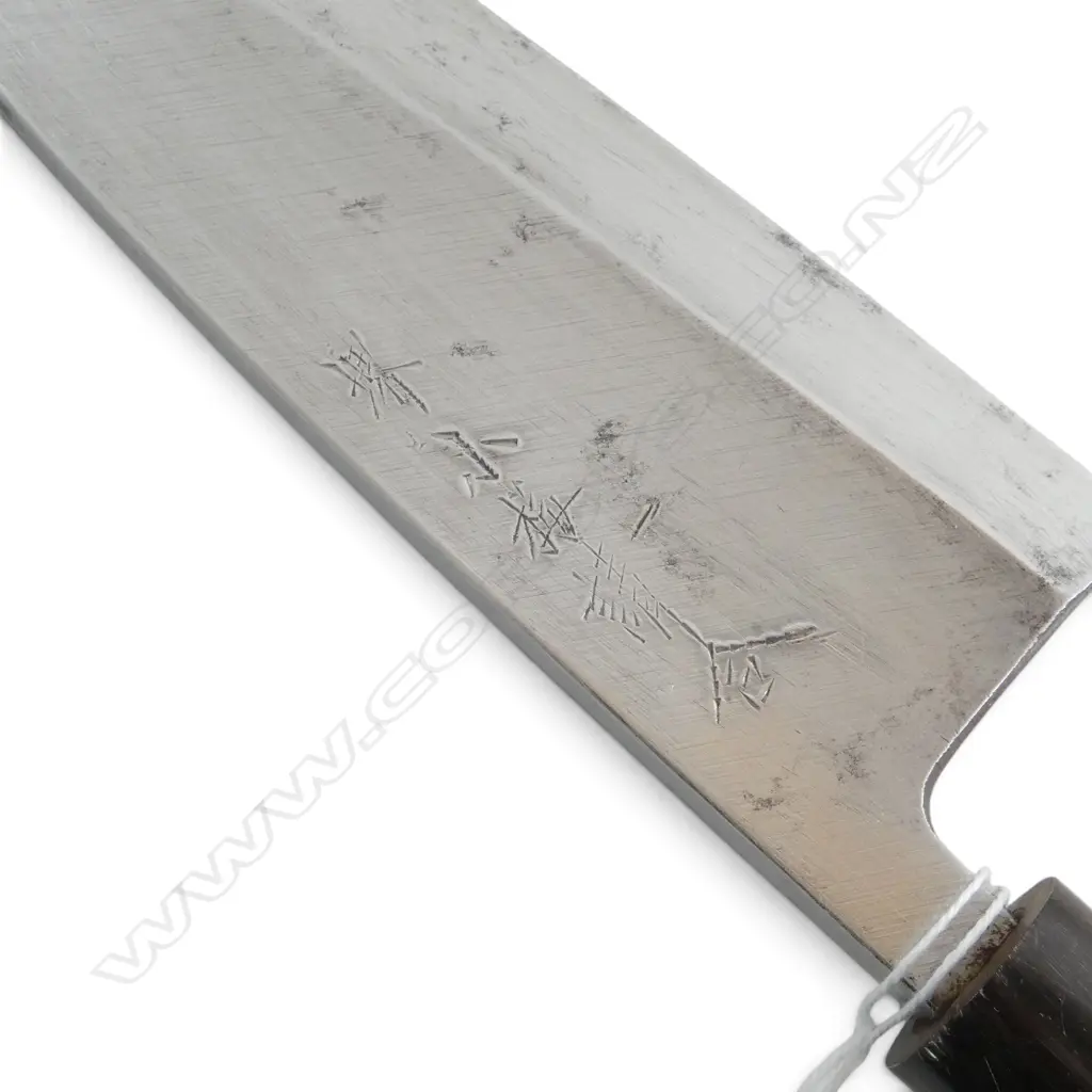 VINTAGE 1960s JAPANESE DEBA KNIFE, HAND FORGED CARBON STEEL w BUFFALO HORN FERRULE, engraved signature Image 1++