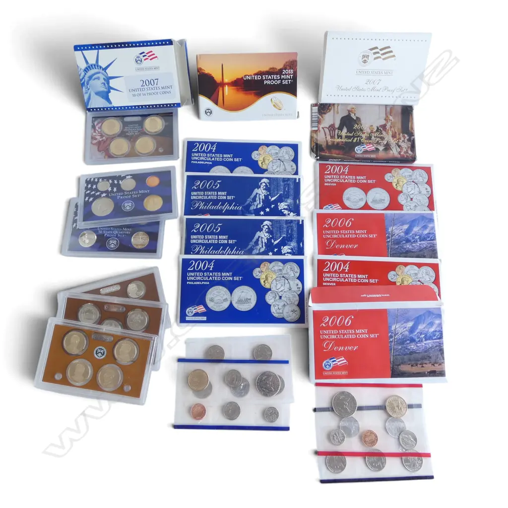 10 SETS OF UNITED STATES MINT UNCIRCULATED COIN SETS Image 1++