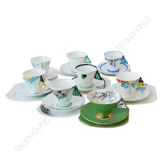 8 SHELLEY CHINA ART DECO CSPS TRIANGLE HANDLES MIXED PATS