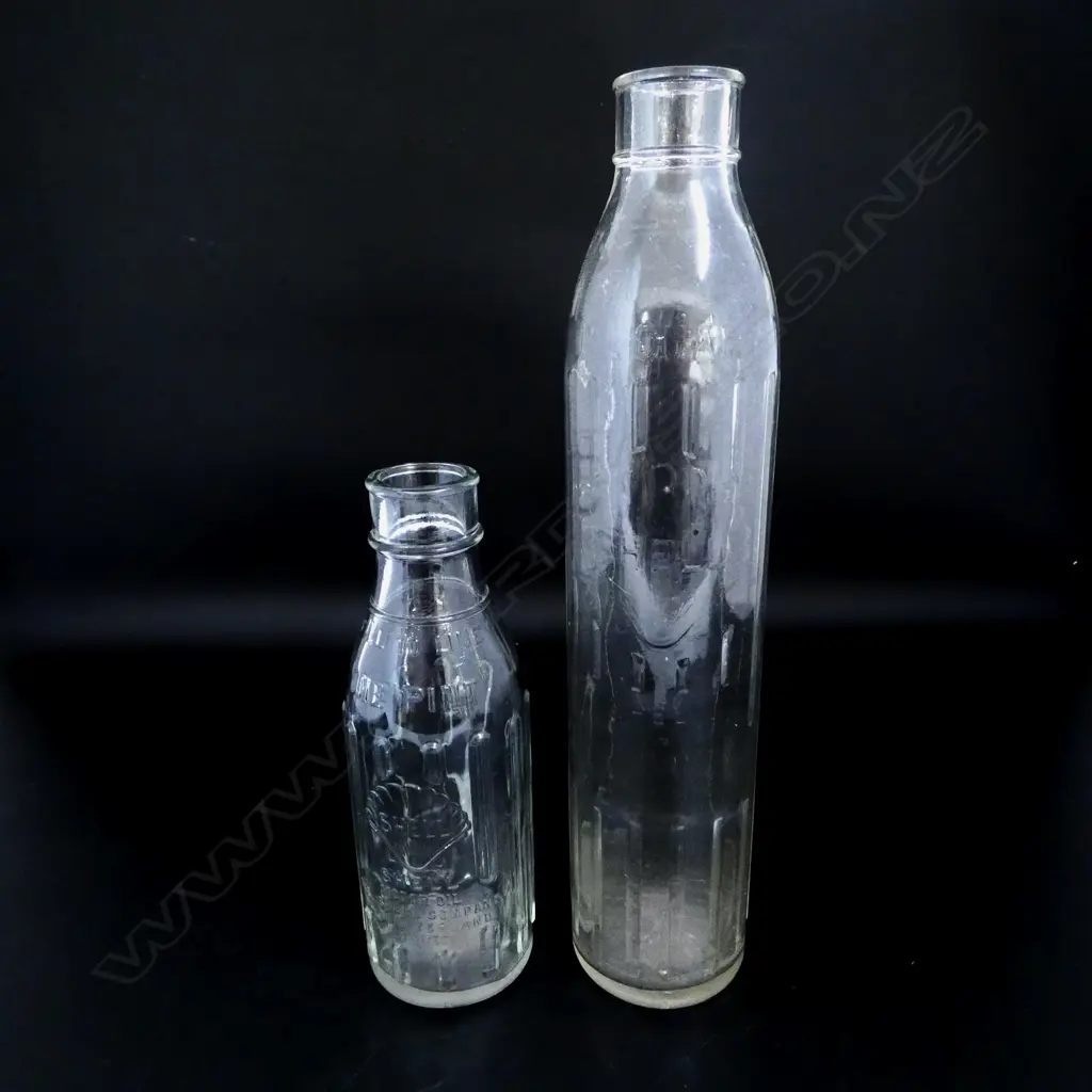 2 SHELL MOTOR OIL BOTTLES H.360, 230mm Image 1++