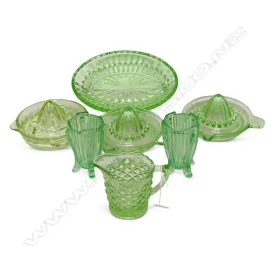 7 PCES OF GREEN DEPRESSION GLASS W.210mm