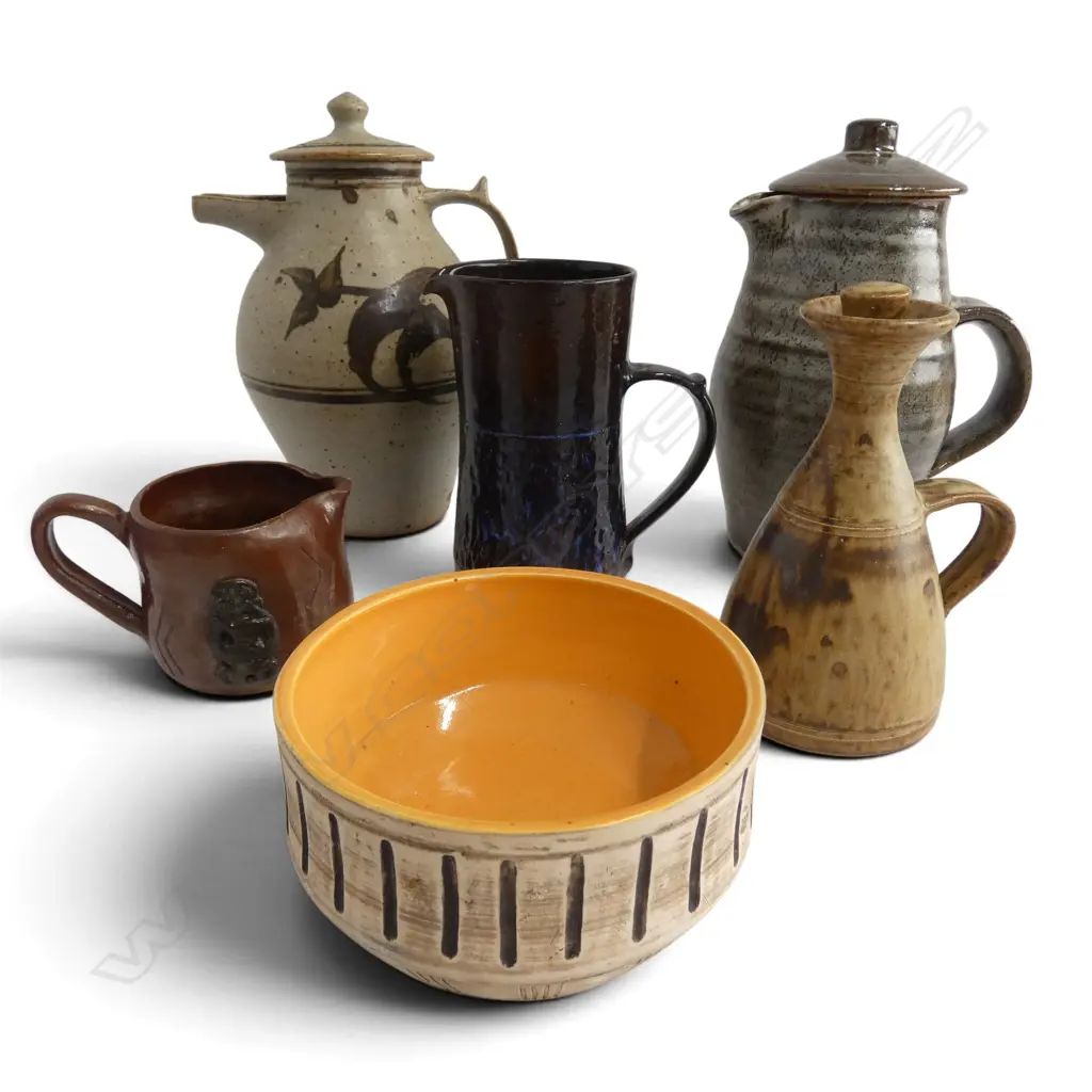 6 PCES OF NEW ZEALAND STUDIO POTTERY Incl. Jeanelle MacEwan, Neil Grant, etc H.240mm Image 1++