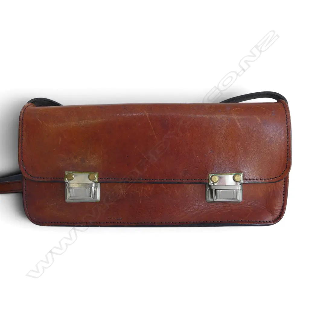 2 LEATHER BAGS Image 1++