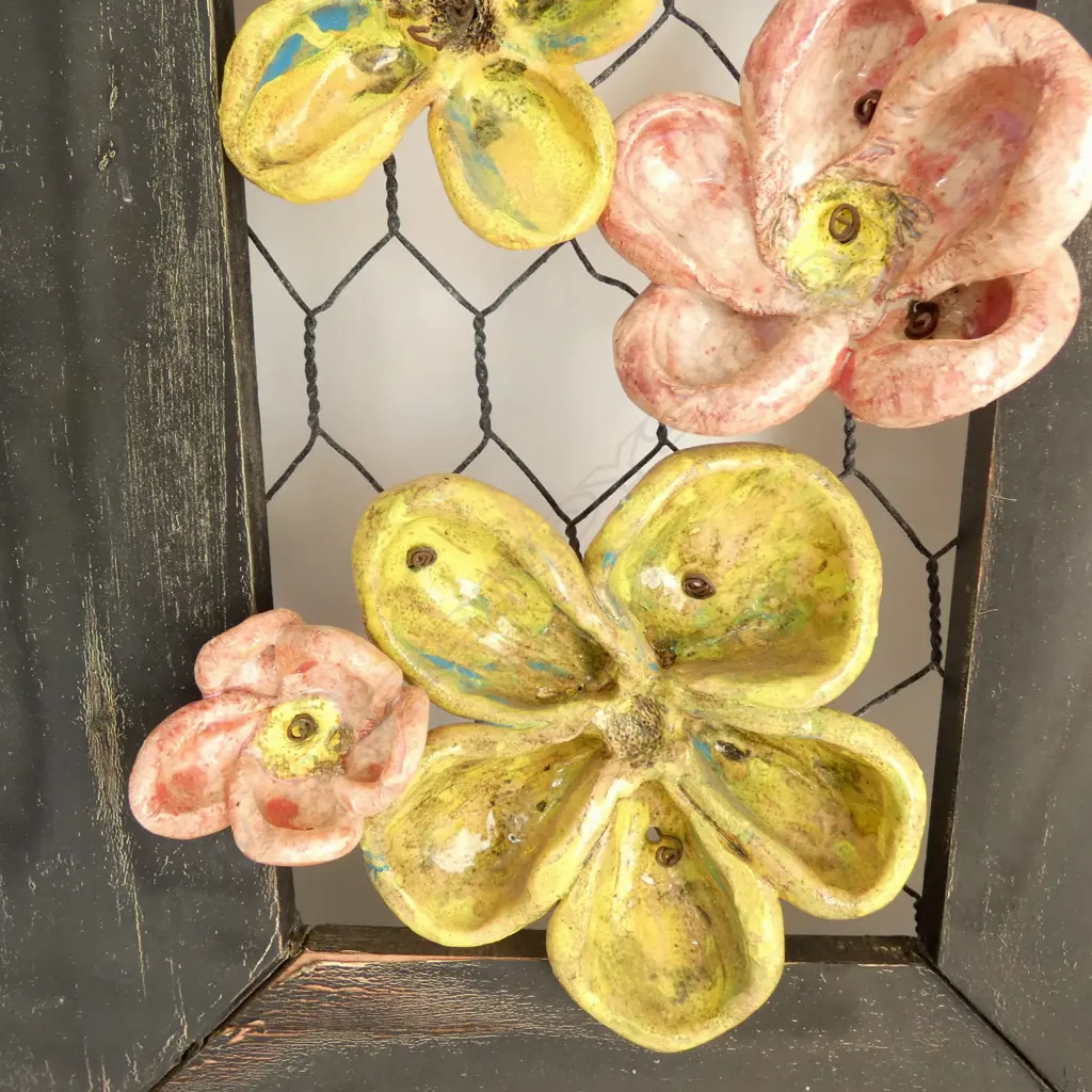 LOIS TEMPLETON (POLLOK ARTS) 'PICKET CLIMBER' H.920mm & FRAMED WORK 660x420mm Image 1++