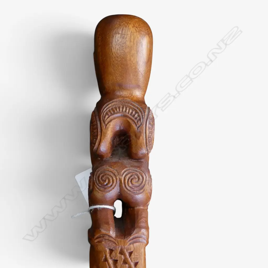 CARVED WOODEN WALKING STICK, MAORI DESIGN L.1040mm Image 1++