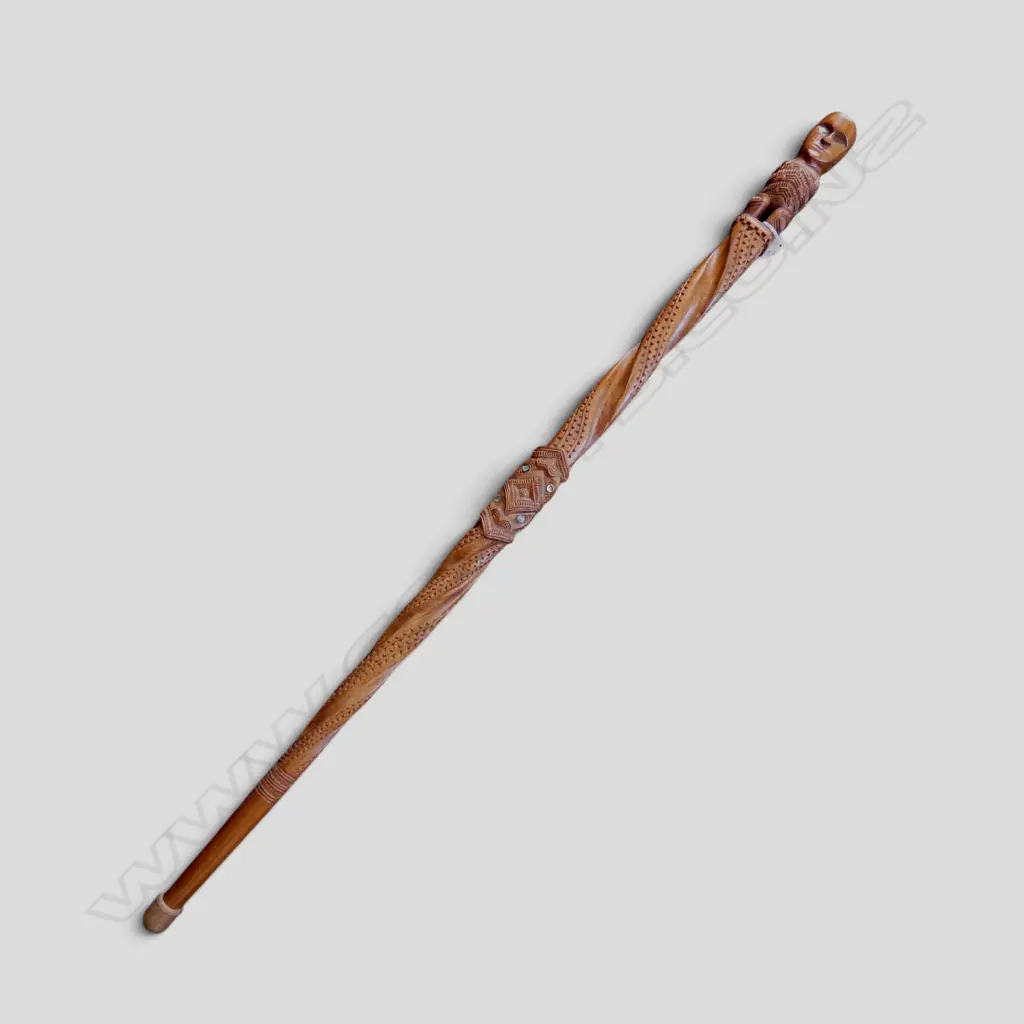 CARVED WOODEN WALKING STICK, MAORI DESIGN L.1040mm Image 1++