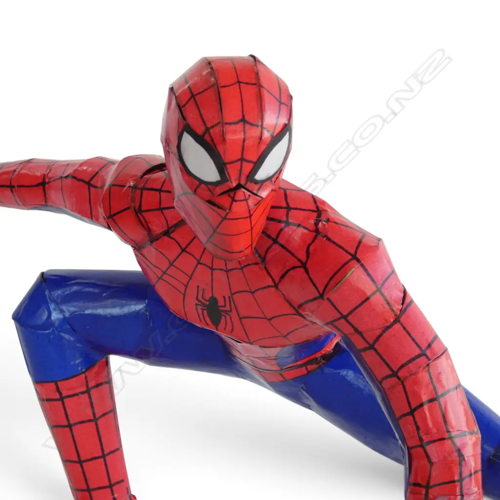 HAND MADE CARDBOARD SPIDERMAN BY STEFSKI NZ, SIGNED H.330mm Image 1++