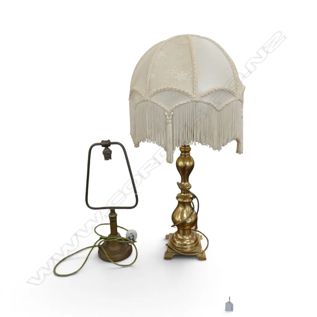 BRASS TABLE LAMP w. SHADE H.725mm Image 1++