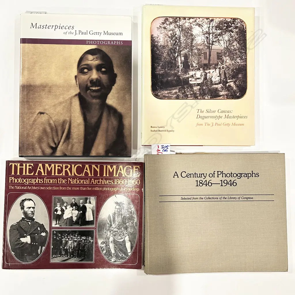 FOUR BOOKS: AMERICAN PHOTOGRAPHIC COLLECTIONS Image 1++