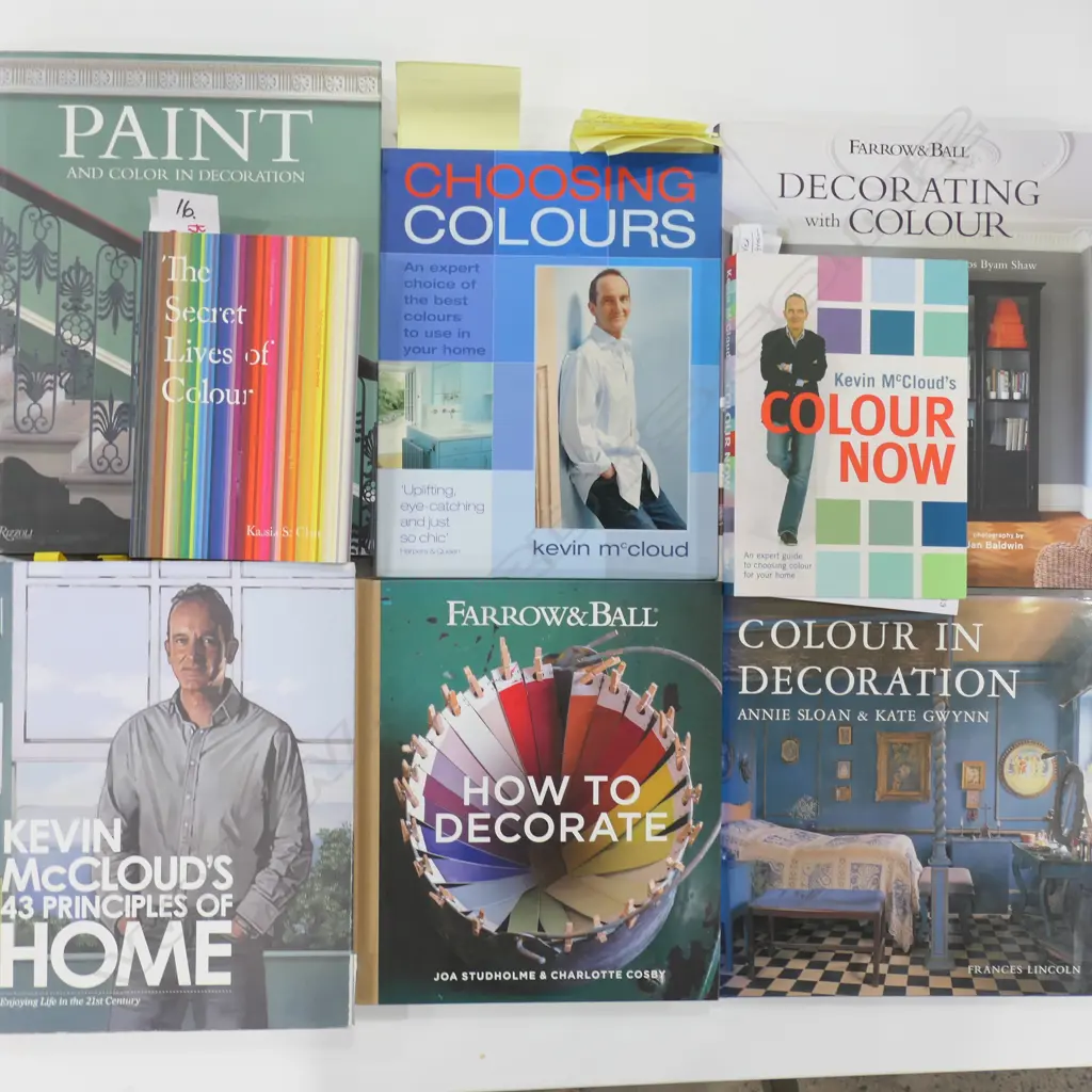EIGHT PUBLICATIONS ABOUT COLOUR Image 1++
