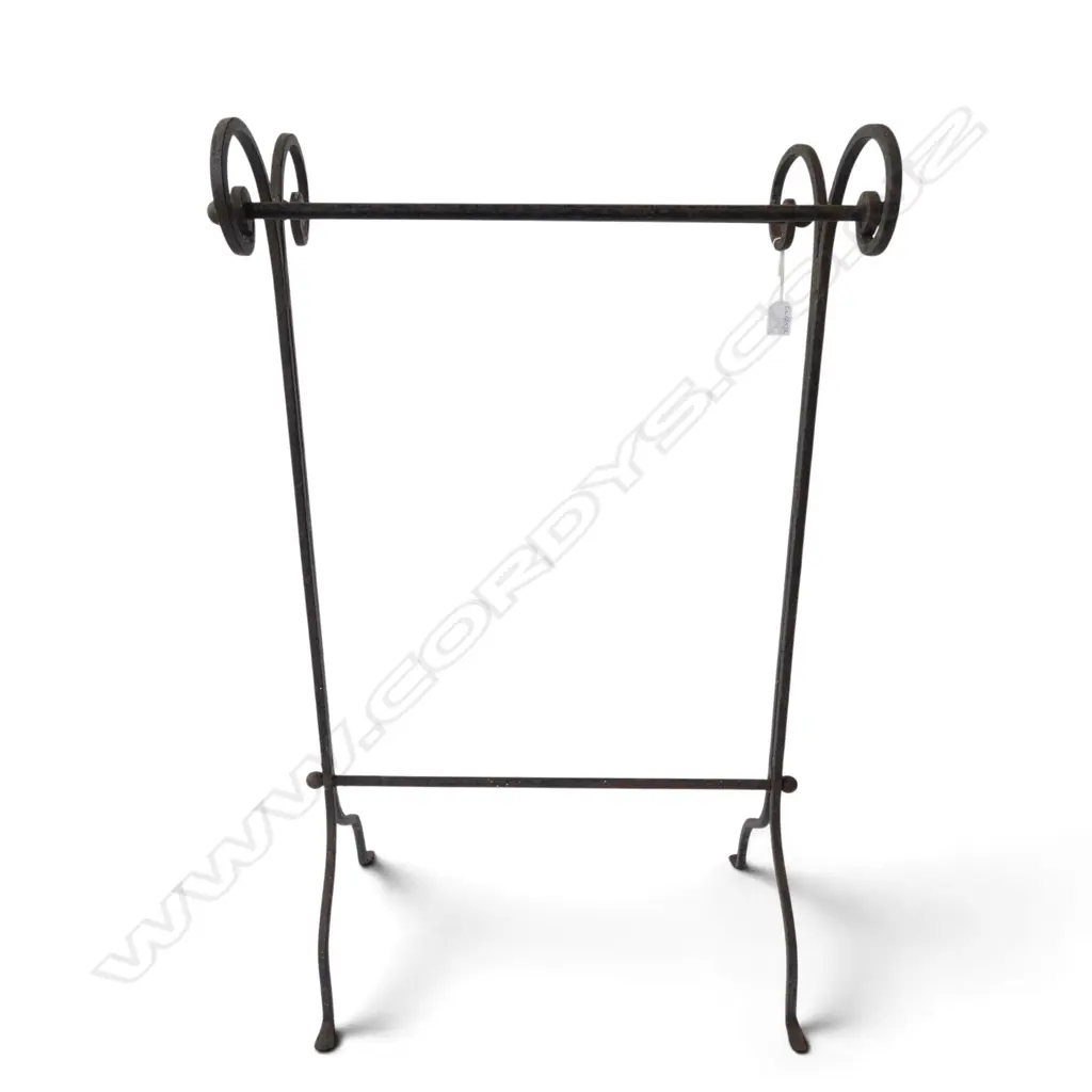 WROUGHT IRON TOWEL RAIL 520x300x860mm (RUSTY) Image 1++