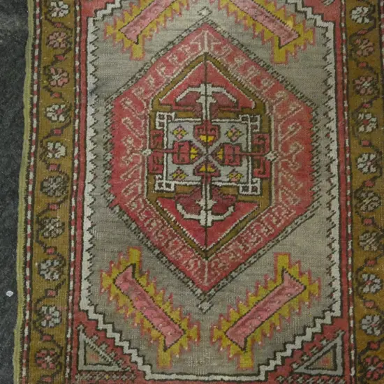 HAND KNOTTED ALL WOOL RUG 780x510mm