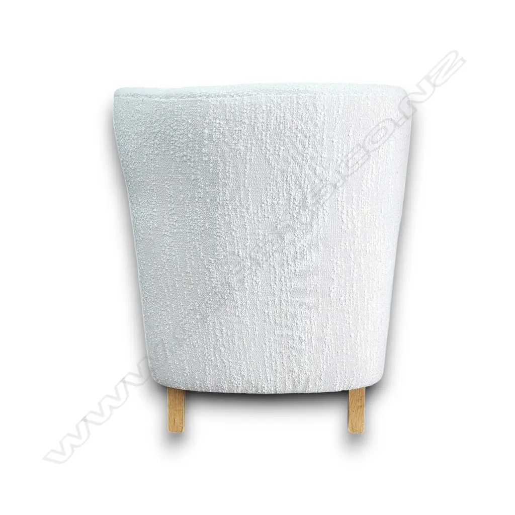 UPHOLSTERED WING BACK ARMCHAIR Image 1++