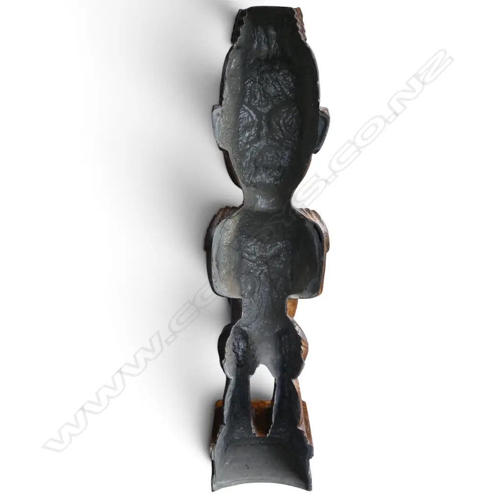 RESIN MAORI FIGURE 380x250x1700mm (SMALL HAIRLINE CRACK TO NECK) Image 1++