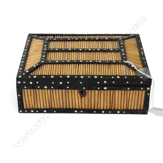 QUILL BOX W.215mm