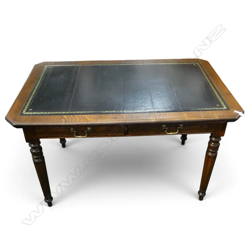 ANTIQUE OAK DESK 1315x825x780mm Image 1++