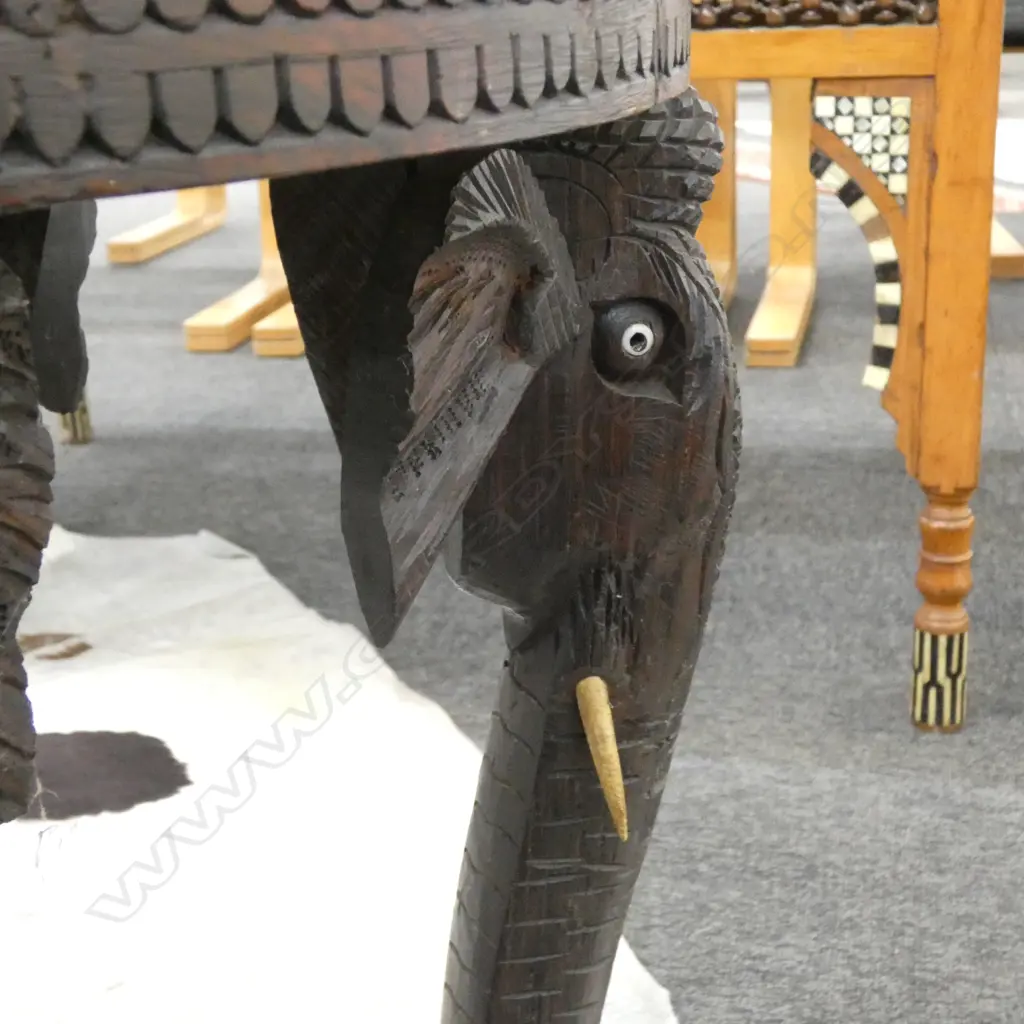 CARVED ROUND INLAY ELEPHANT TABLE DIA450MM Image 1++