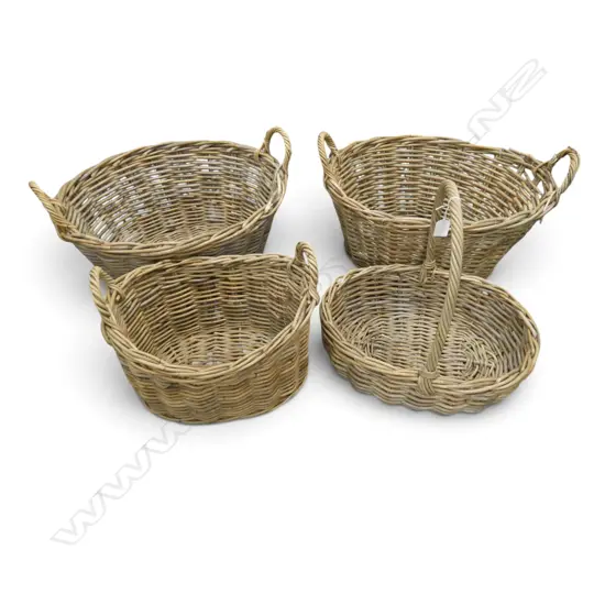 4 WOVEN BASKETS
