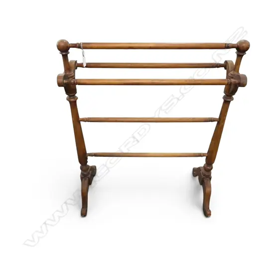 WOODEN TOWEL RAIL W.715mm