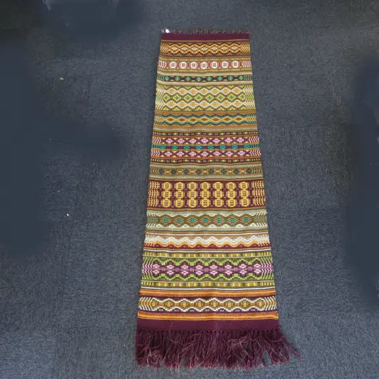 WOOL WALL HANGING