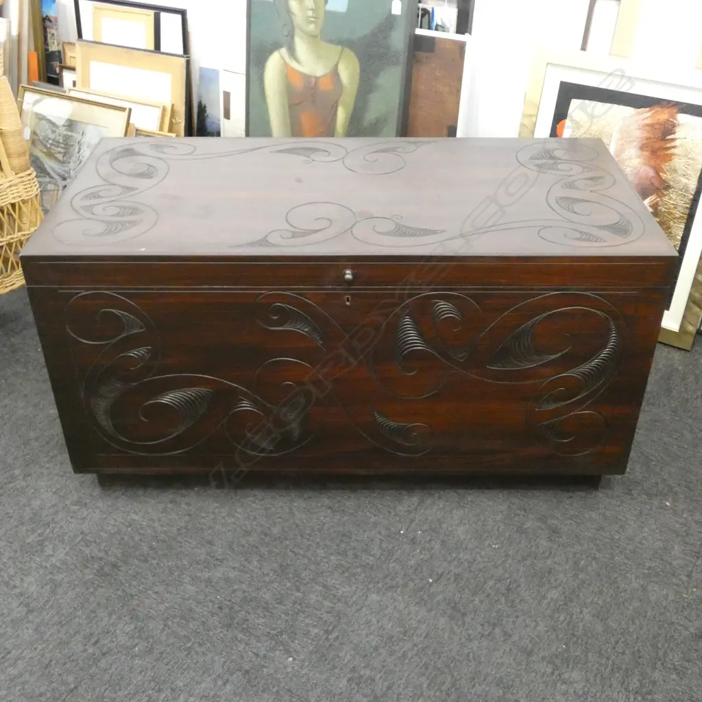 MDF TRUNK w. CARVED MAORI DESIGN 1050x520x540mm Image 1++