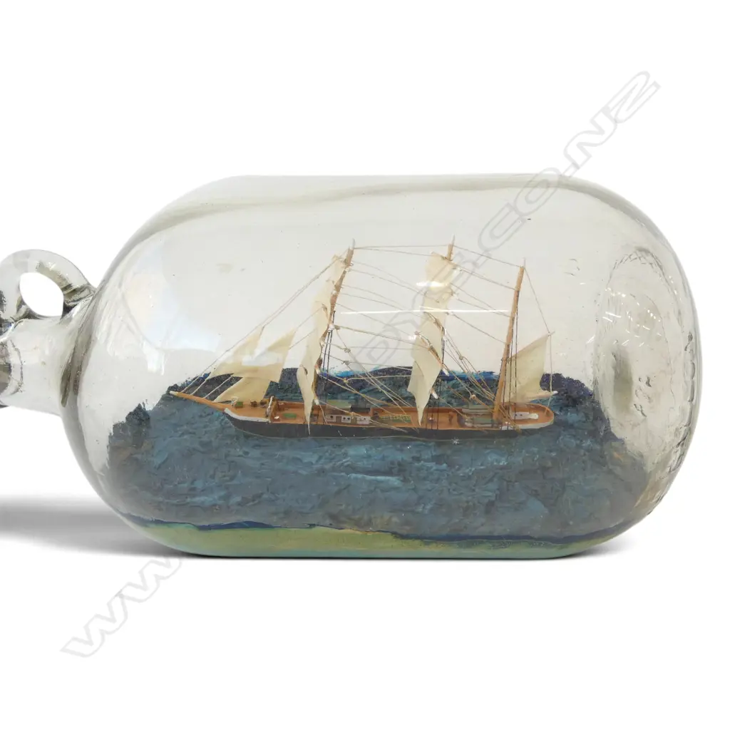 2 SHIPS IN THE BOTTLE one on stand L.325mm Image 1++