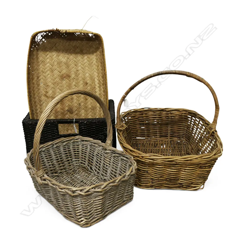2 CANE BASKETS + 2 OTHERS Image 1++