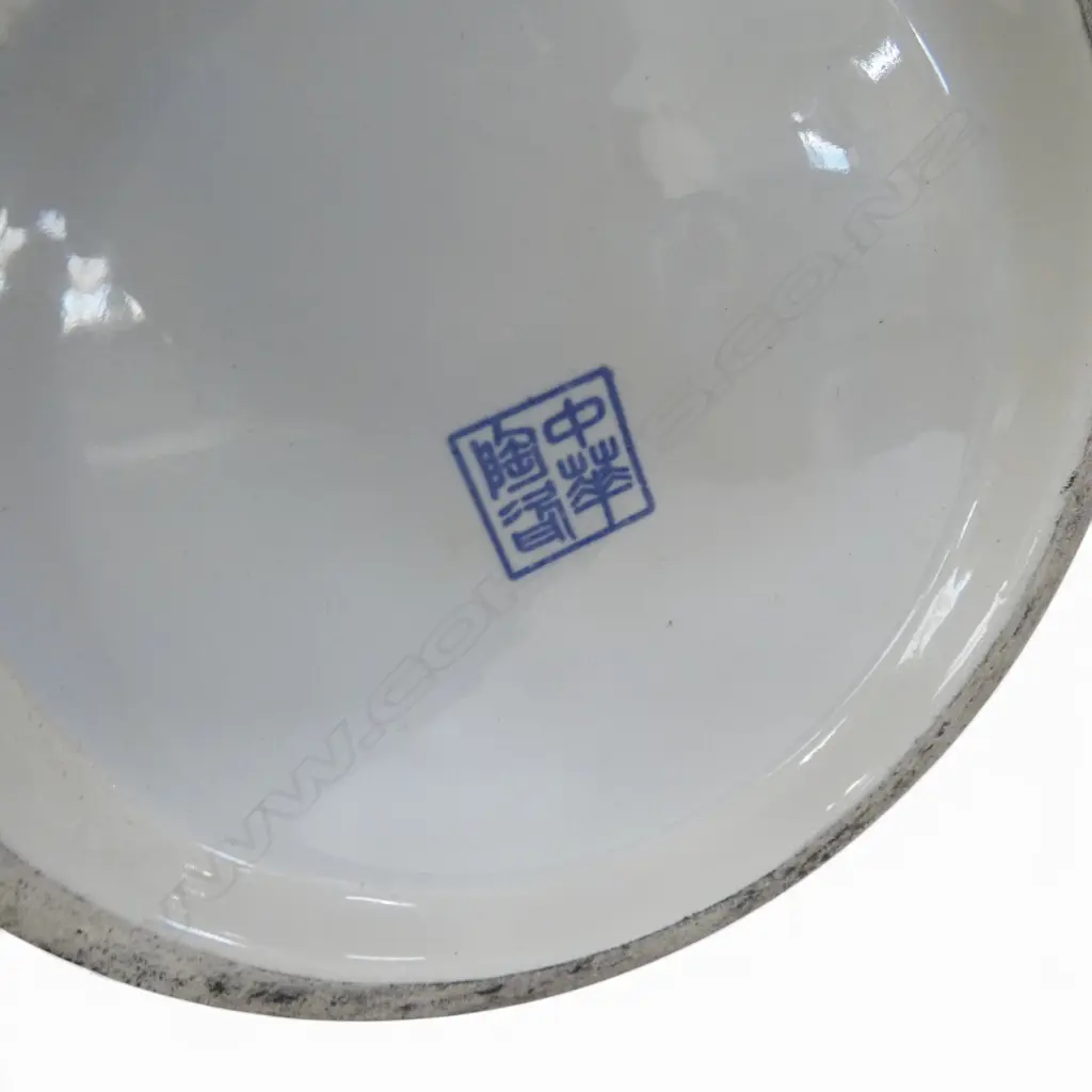 ORIENTAL VASE on wooden stand H.450mm Image 1++