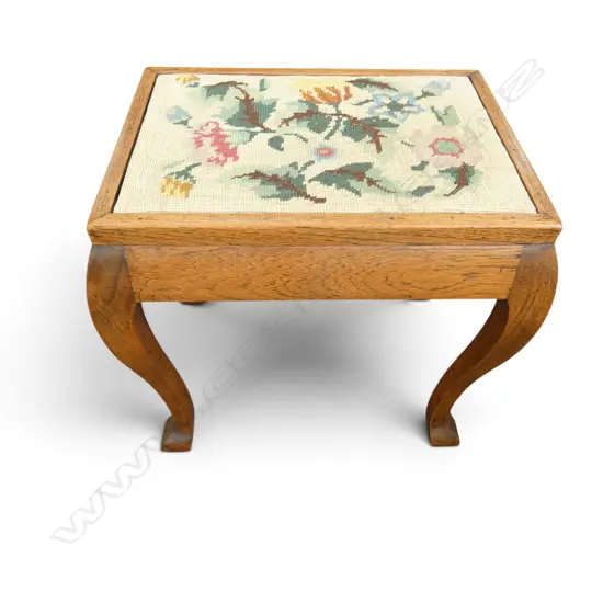 VINTAGE OAK EMBROIDERED STOOL 410x320x460mm