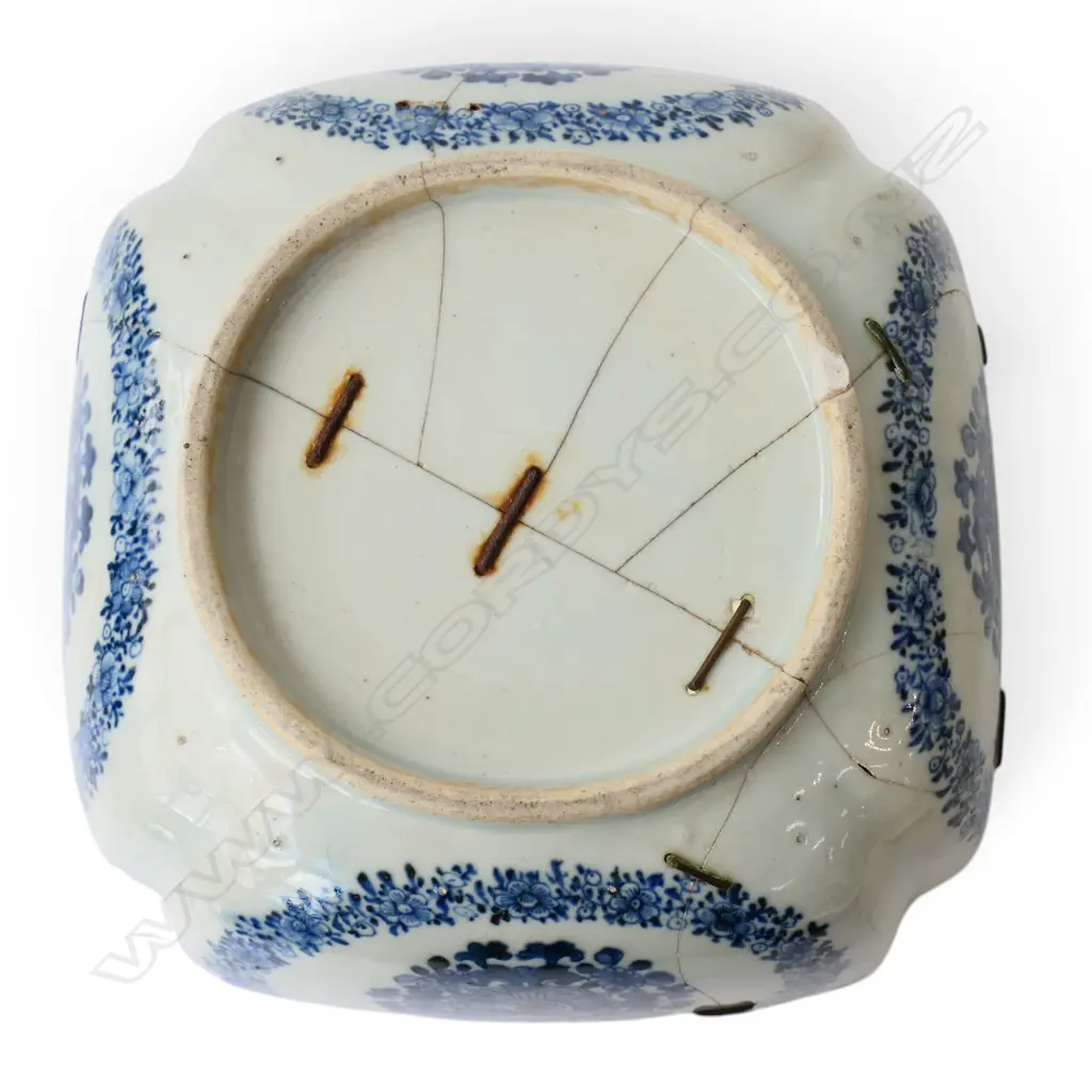 ORIENTAL B/W BOWL, OLD STAPLE REPAIR 250x250mm Image 1++