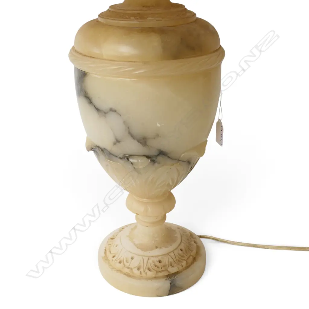 TABLE LAMP w. ONYX BASE H.860mm Image 1++