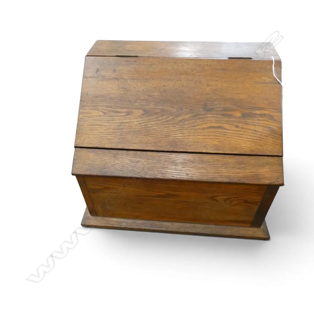 LG OAK TABLE TOP DESK 610x430x460mm Image 1++