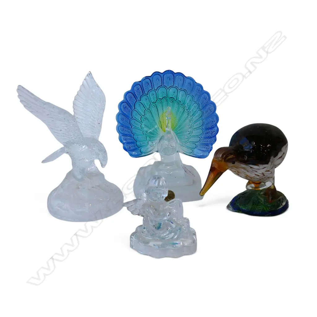 4 ART GLASS ORNAMENTS; KIWI, EAGLE, HUMMEL, PEACOCK H.195mm Image 1++