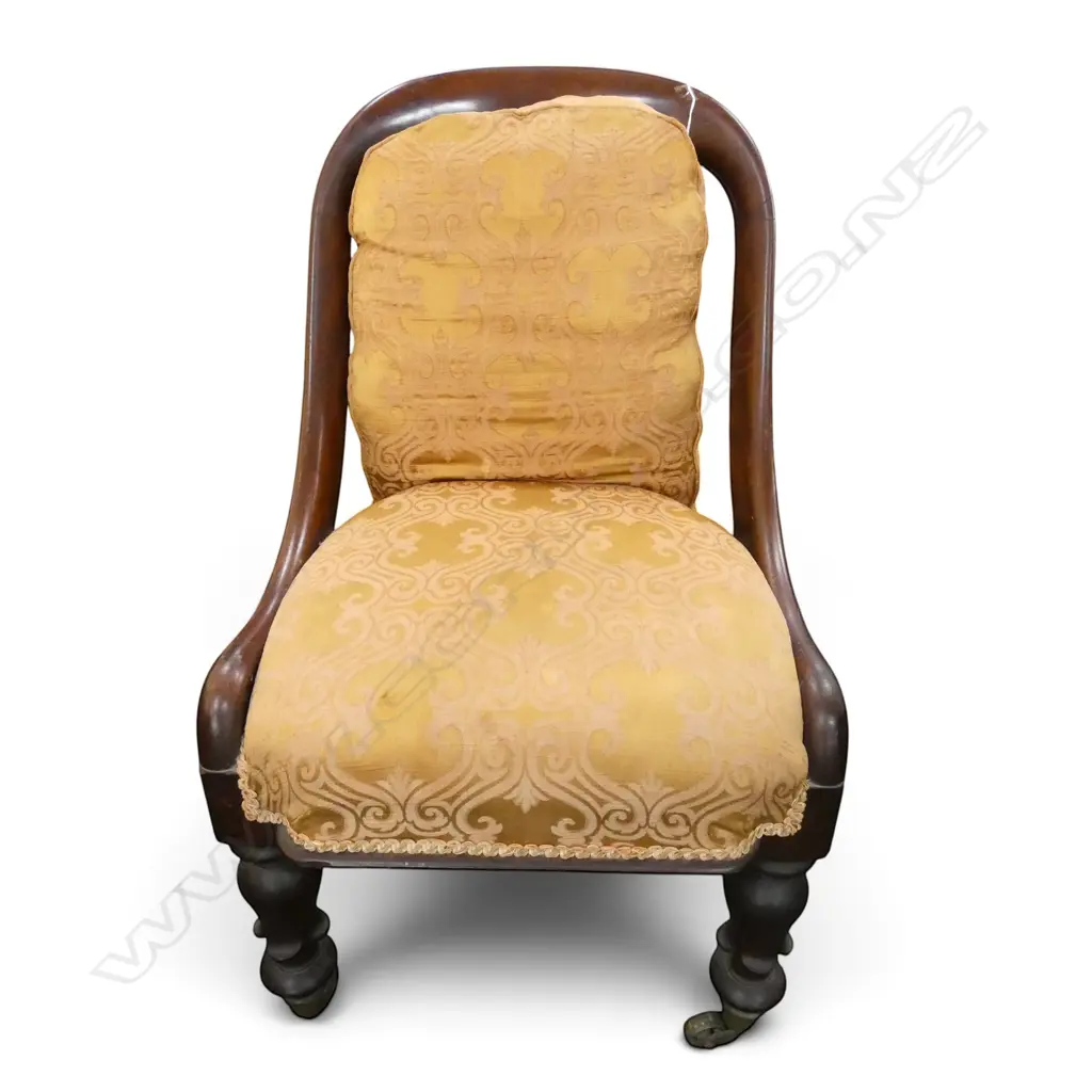 ANTIQUE MAHOGANY CHAIR Image 1++