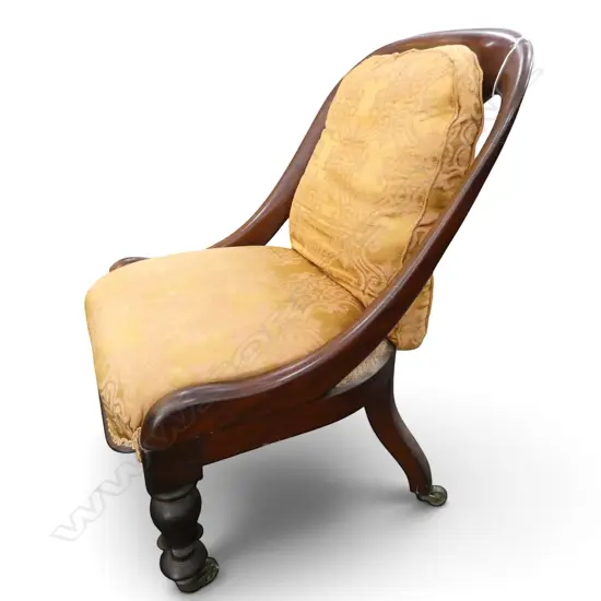 ANTIQUE MAHOGANY CHAIR