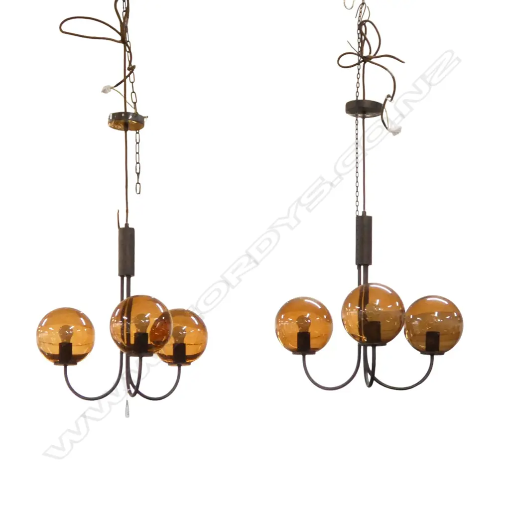 2 3-ARM PENDANT LIGHTS w. glass shades H.540mm Image 1++