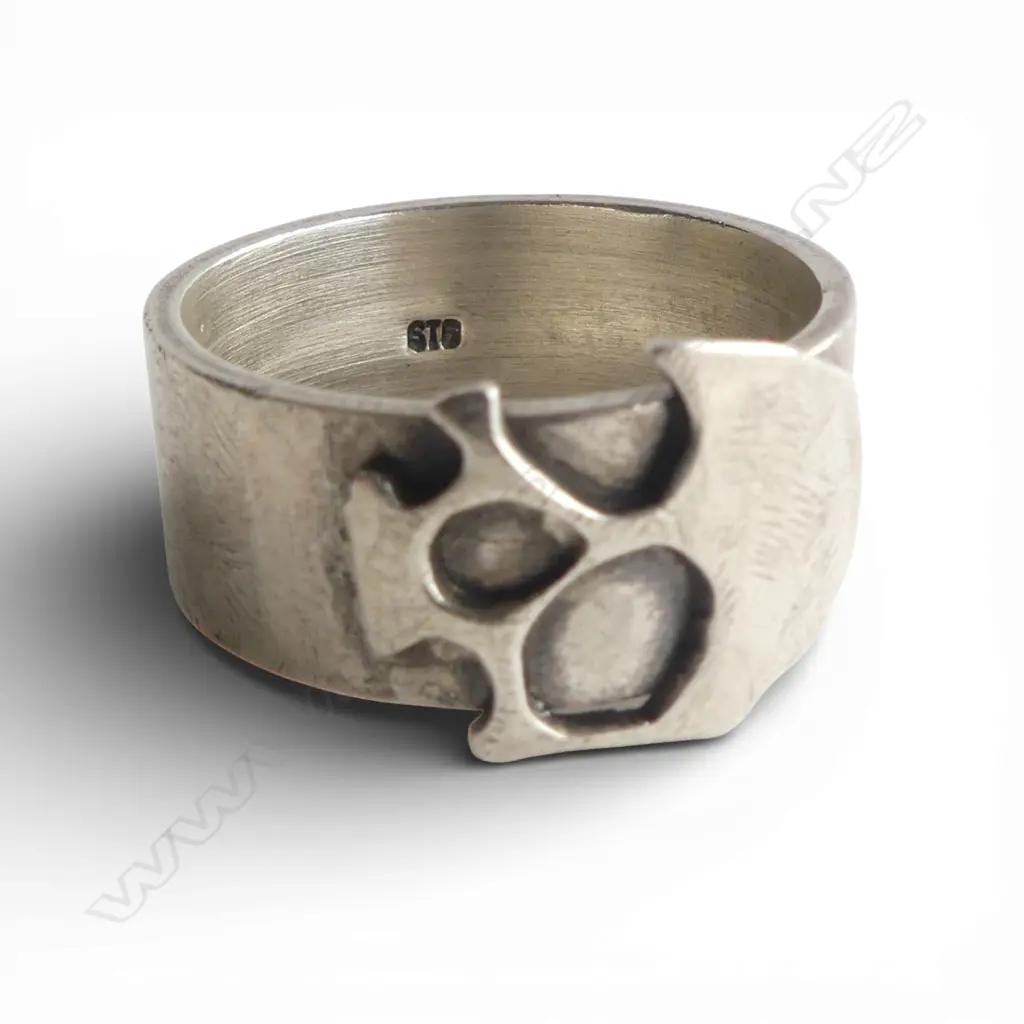 STG SILVER MENS SKULL RING 11.48gms SIZE Y Image 1++