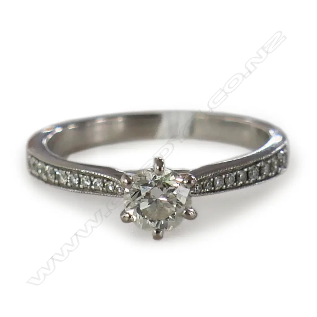 18CT WG 0.50ct DIAMOND RING 2.8gms W. VALUATION SIZE P Image 1++