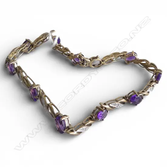 9ct YELLOW GOLD & DIAMOND AMETHYST BRACELET 6.61gms