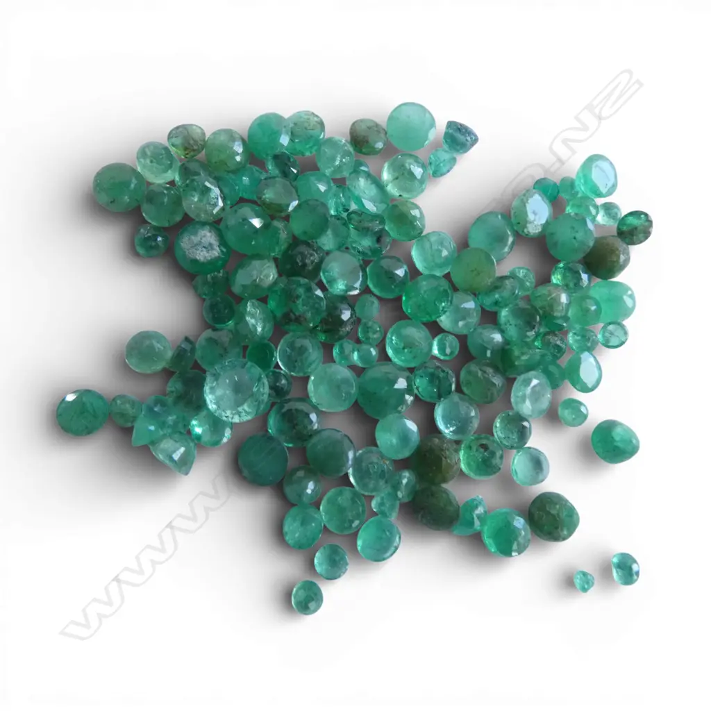 10ct ASST. LOOSE EMERALDS Image 1++