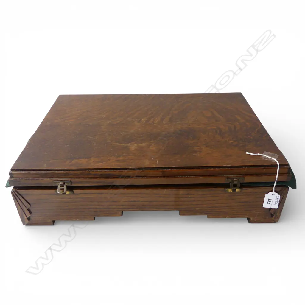 CUTLERY CANTEEN w. IVORINE 'BONE' HANDLES W.465mm Image 1++