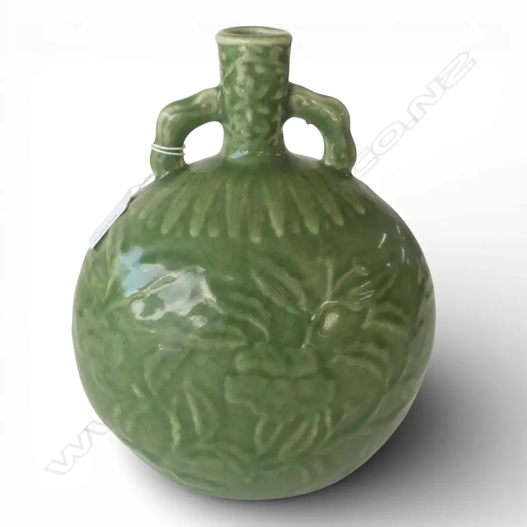 ORIENTAL 2 HANDLED EWER w. GREEN CRACKLE GLAZE H 280mm Image 1++